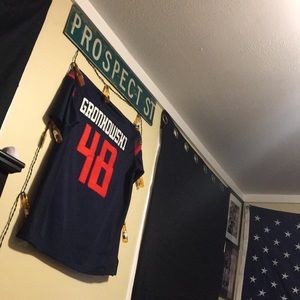 Meet your Posher, Connor